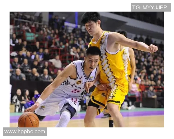 东莞队与广厦队激战正酣谁能在这场对决中笑到最后 东莞队与广厦队激战正酣谁能在这场对决中笑到最后