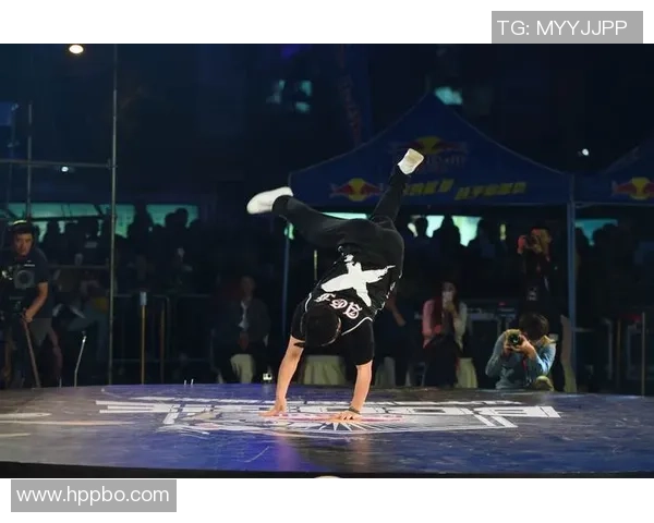 成都街舞队在滑板精英赛中的技术表现分析与精彩瞬间回顾